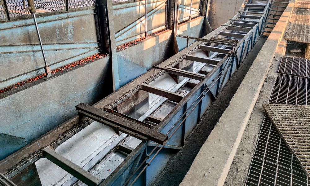 Trough Conveyor Drive: Electric, Hydraulic, Gas, or Diesel?