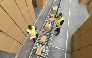 3 Benefits of Warehouse Conveyor Systems