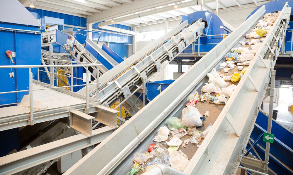 4 Tips for Troubleshooting Your Conveyor Belt System