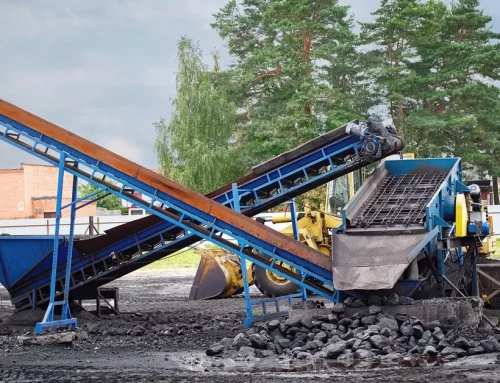 Signs Your Portable Conveyor Belt Needs Adjustment