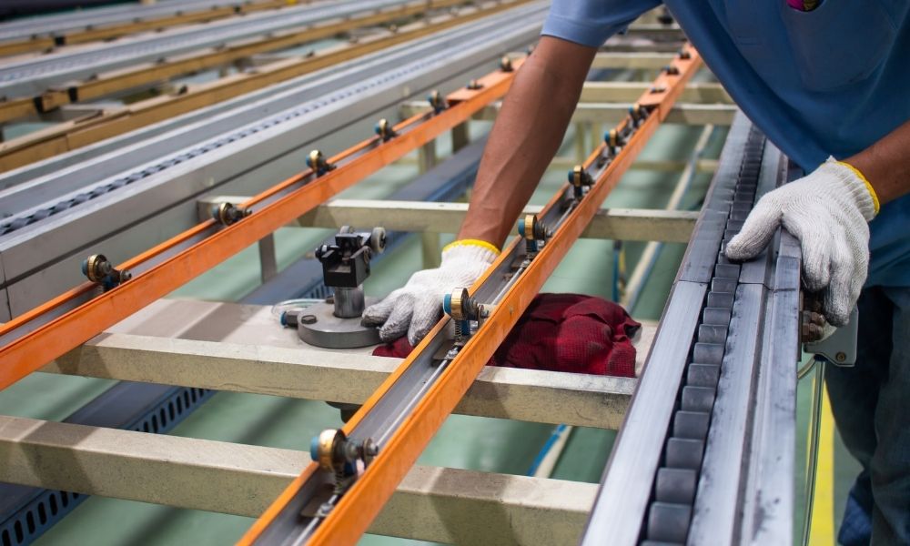 What To Know About Conveyors in Difficult Environments
